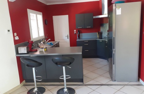 Fons Maison | Maison calme dans le sud de la France climatisée avec piscine près de Nîmes