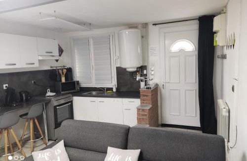 Saint-Amand-les-Eaux Maison | Maison calme, clim, Smart TV, wifi , coeur Saint-Amand
