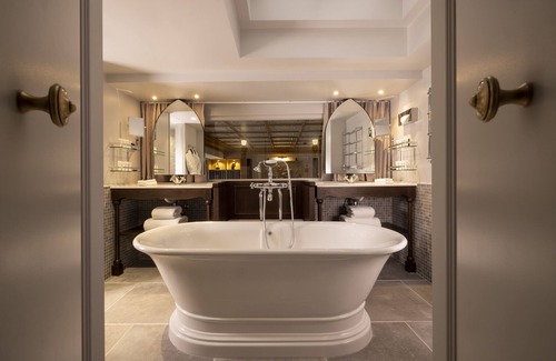 Saint-Germain-des-Pres Maison | Maison Cardinal Furstemberg - Prestations luxueuses au coeur de Saint-Germain