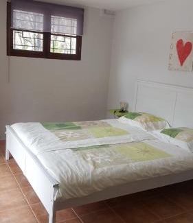 Castellane Lit Et Petit-Déjeuner | Maison Castellane Chambre d'Hotes B&B