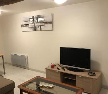 Nerac Appartement | Maison chaleureuse au centre ville