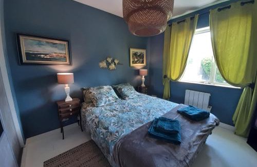 Primelin Maison | Maison Chaleureuse Bord de Mer