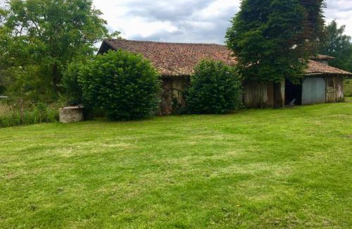 Saint-Aigulin Maison | maison champêtre