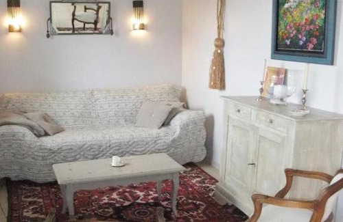 Chateney Maison | Maison charmante à Châteney avec piscine partagée