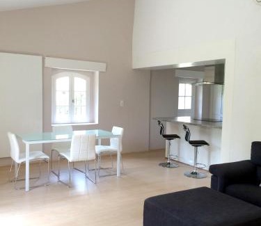 Montauriol Maison | Maison charmante à Montauriol avec jardin et piscine privée.