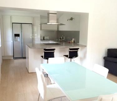 Montauriol Maison | Maison charmante à Montauriol avec jardin et piscine privée.