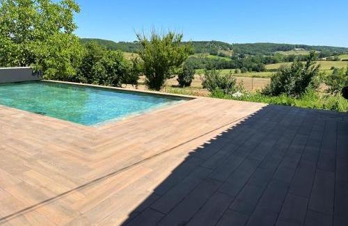 Montlauzun Maison | Maison charmante nature piscine chauffée