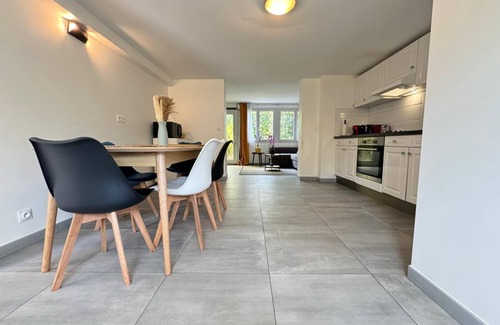 Chelles Appartement | Maison confortable avec jardin à 15 min de Paris et 20 min de Disney