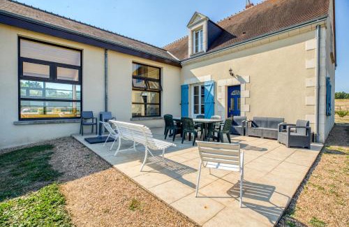 Faverolles Maison | Maison confortable avec piscine à Villentrois-Faverolles 250m²