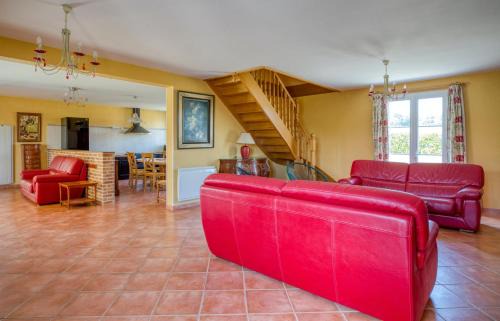 Faverolles Maison | Maison confortable avec piscine à Villentrois-Faverolles 250m²