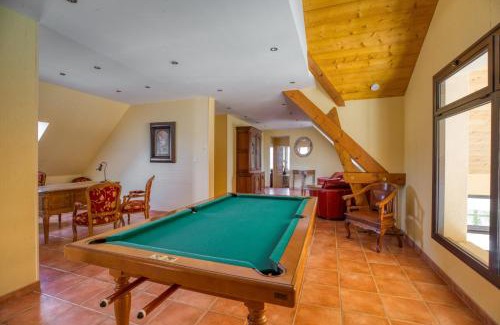 Faverolles Maison | Maison confortable avec piscine à Villentrois-Faverolles 250m²