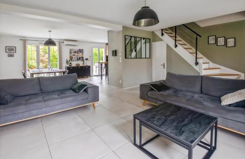 Le Plessis-Feu-Aussoux Maison | Maison Cosy Campagne, Terrasse & Spa