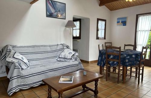 Noirmoutier-en-l'Ile Maison | Maison cosy avec mezzanine, proche plage et commerces, terrasse tranquille - Noirmoutier-en-l'Île - FR-1-224B-606