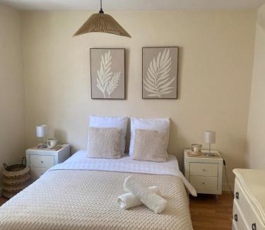 La Trimouille Maison | Maison cosy avec cour privée - Calme et nature, La Trimouille