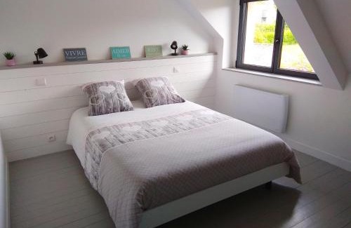 Saint-Cast-le-Guildo Maison | Maison Cosy entre CAP FREHEL et SAINT MALO 1km PLAGE 5min GR34 Wifi Jardin Vélos "CASA OHANA"