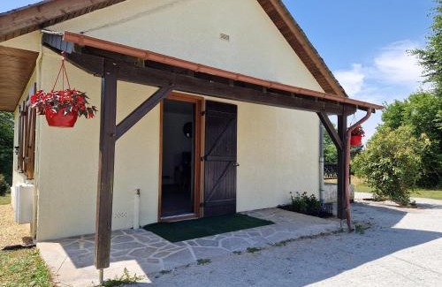 Liginiac Appartement | Maison cosy et nature avec vue sur le lac de Neuvic