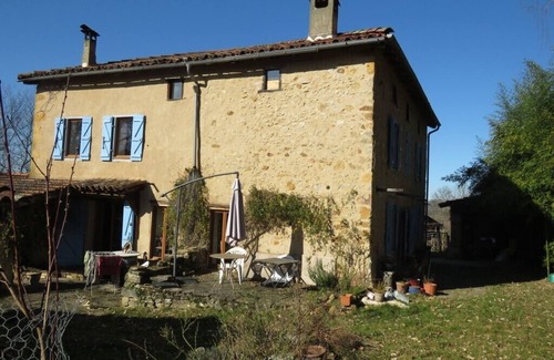 Sainte-Croix-de-Volvestre Maison | maison de caractère en lisière de foret avec piscine