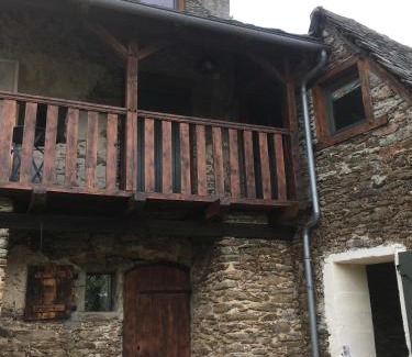 Cassaniouze Maison | Maison d'Hélène