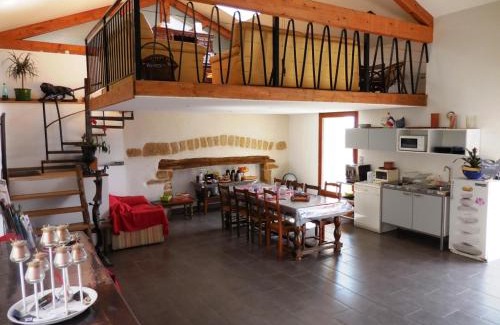 Bessenay Maison | Maison d'Hôtes des 2 Chênes