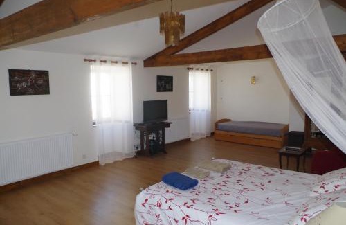 Courcelles Maison | Maison d'Hôtes Le Cadran Solaire