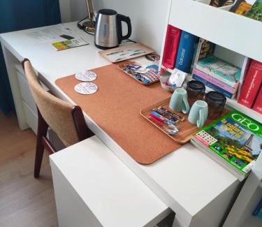 Saclay Lit Et Petit-Déjeuner | Maison d'hôtes les roses trémières