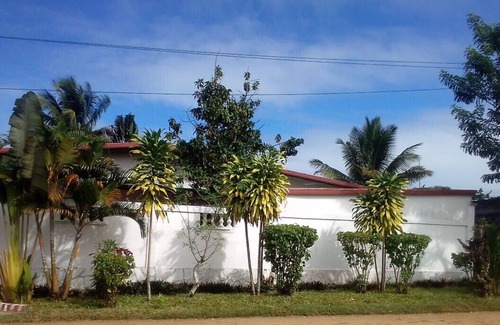 Toamasina Villa | Deux appartements, une chambre double pour vous, détente assurée dans la villa!