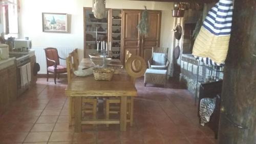 Monguilhem Maison | Maison d'Hotes Le Chai d'Armagnac