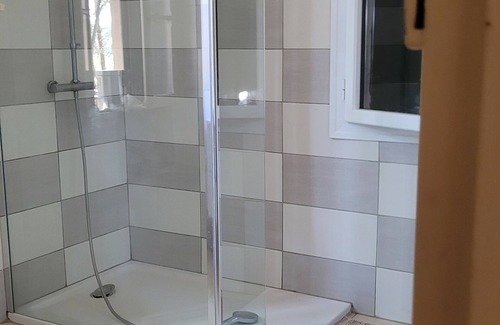 Montagnac Maison | Maison Dans un Domaine Viticole Avec Piscine