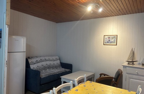Picherande Maison | Maison de Bourg à Picherande à 12 km de Super Besse, 20 km de Besse en Chandesse