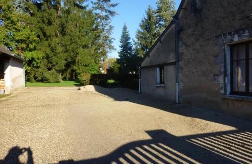 Preaux Maison | Maison de Bourg avec Grand Jardin, Salle de Jeux et Confort Moderne – Près des Châteaux de la Loire - FR-1-591-161
