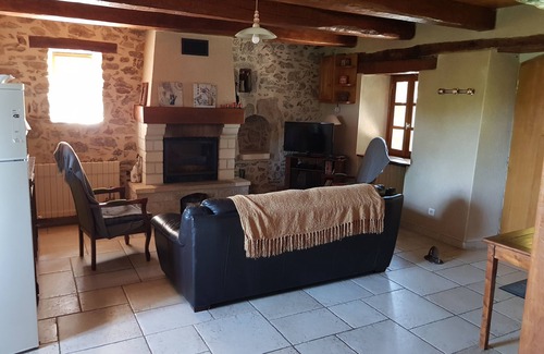 La Bastide-l'Eveque Cottage | Maison de Caractère La Bastide L'évêque 3 étoiles proche Villefranche de Rouergu