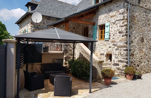 La Bastide-l'Eveque Cottage | Maison de Caractère La Bastide L'évêque 3 étoiles proche Villefranche de Rouergu