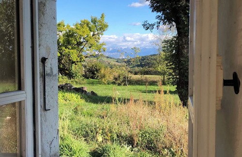 Thusy Maison | Maison de Campagne Isolée sur Terrain de 1 Hectare