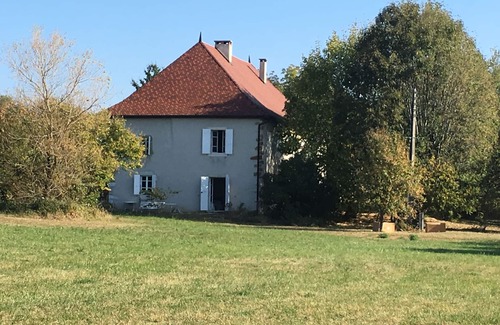 Thusy Maison | Maison de Campagne Isolée sur Terrain de 1 Hectare