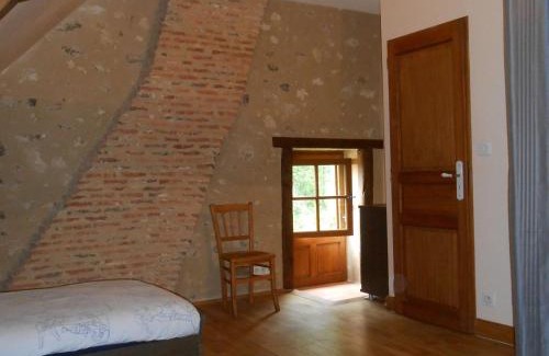 Lignac Maison | Maison de Caractère Rénovée avec Jardin, Terrasse, et Proche du Château Guillaume - FR-1-591-131