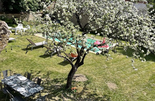 Lucenay-l'Eveque Maison | Maison de charme avec piscine dans le Parc du Morvan