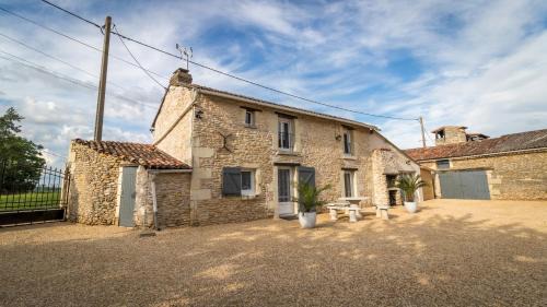 Arcay Maison | Maison de charme à Arçay avec jacuzzi