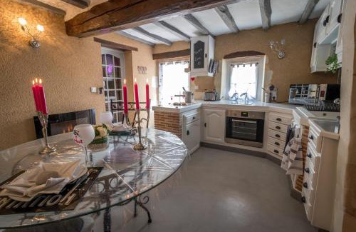 Arcay Maison | Maison de charme à Arçay avec jacuzzi