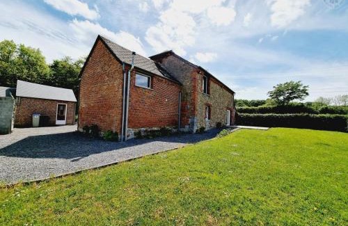 Liessies Maison | Maison de charme avec grand dortoir, jardin privé et terrasse, proche Val Joly - FR-1-510-162