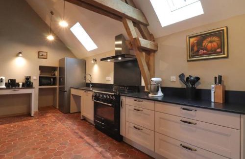 Pays de Mortagne-au-Perche Maison | Maison de Charme avec Jardin, Animaux Acceptés - FR-1-497-255