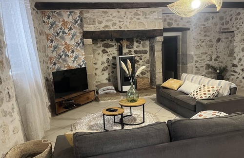 Nerac Maison | Maison de charme avec spa et patio privé