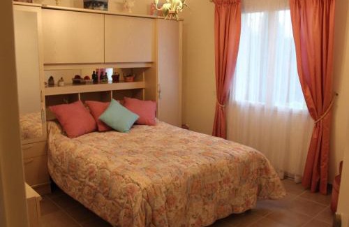 Neuvic Maison | Maison de charme avec terrasse, jardin et équipements complets, à 2 km de Neuvic - FR-1-616-110