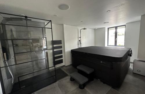 Camblain-l'Abbe Villa | Maison de charme, pierres blanches, SPA Jaccuzi