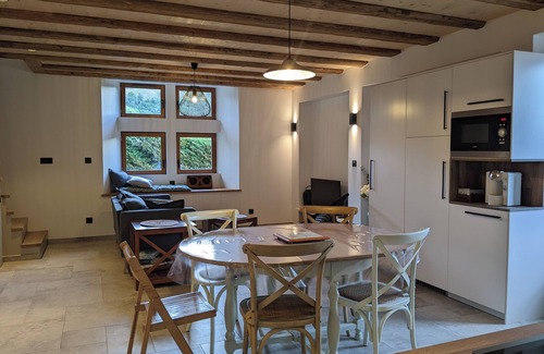 Quincieu Maison | Maison de charme pensée pour les familles. Au calme, idéal nature et relâchement