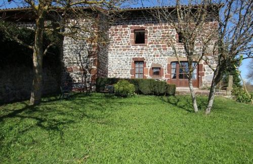 Bains Maison | Maison de charme XVIIIe sur chemin St-Jacques, proche Le Puy-en-Velay, idéale familles et randonneurs - FR-1-582-298