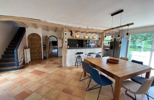 Fronsac Maison | Maison de famille jusqu'à 14 personnes, avec piscine et jeux