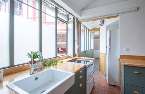 Le Celle-Saint-Cloud Appartement | Charmante maison proche Paris-Versailles