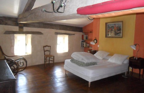 Lugon-et-l'ile-du-Carney Maison | Maison de Bastien