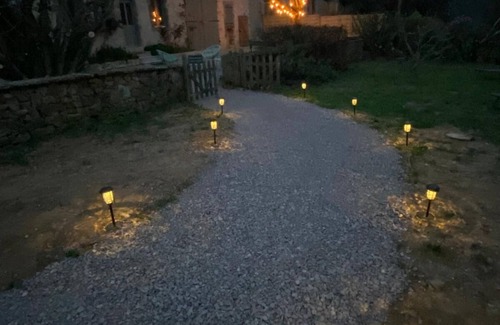 Vaux Maison | Maison de campagne avec SPA en pleine nature, idéale pour les familles!