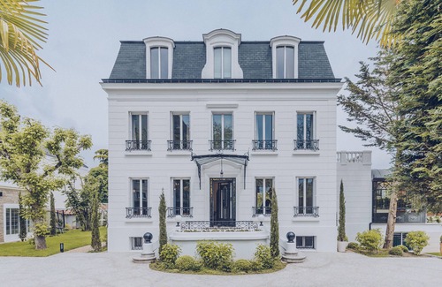 La Varenne Saint-Hilaire Maison | Maison de prestige avec piscine extérieure à quelques pas de Paris ...!